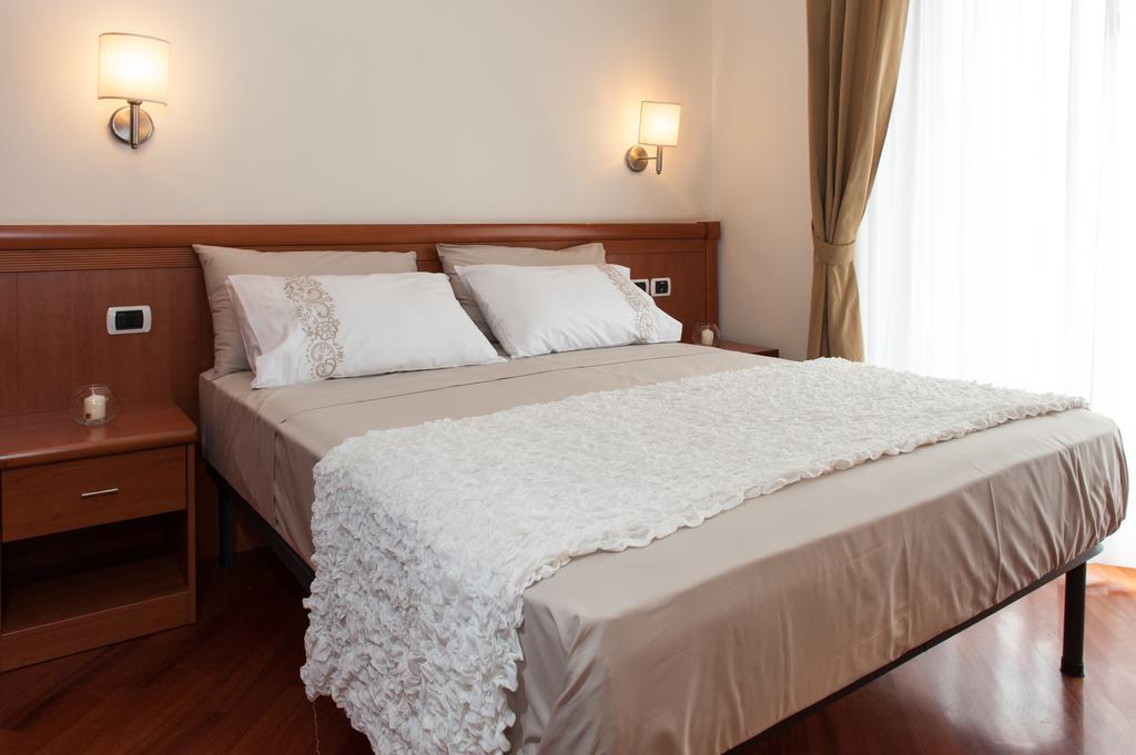 Residenza Il Parco 3 Apartment Rome Bagian luar foto